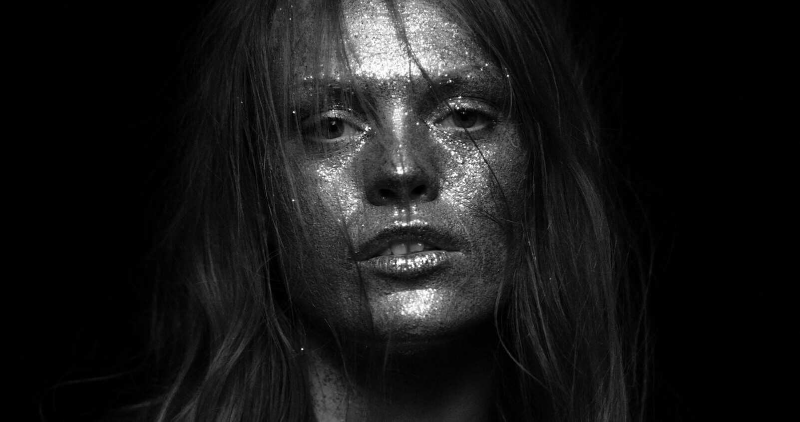 Ingrid Lukas music video